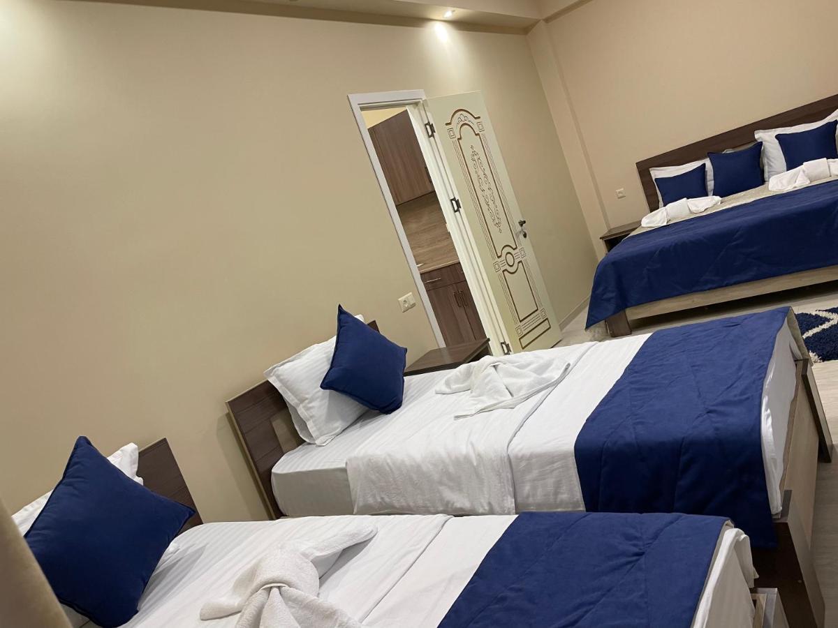 Kamar Hotel Ijevan Exterior foto